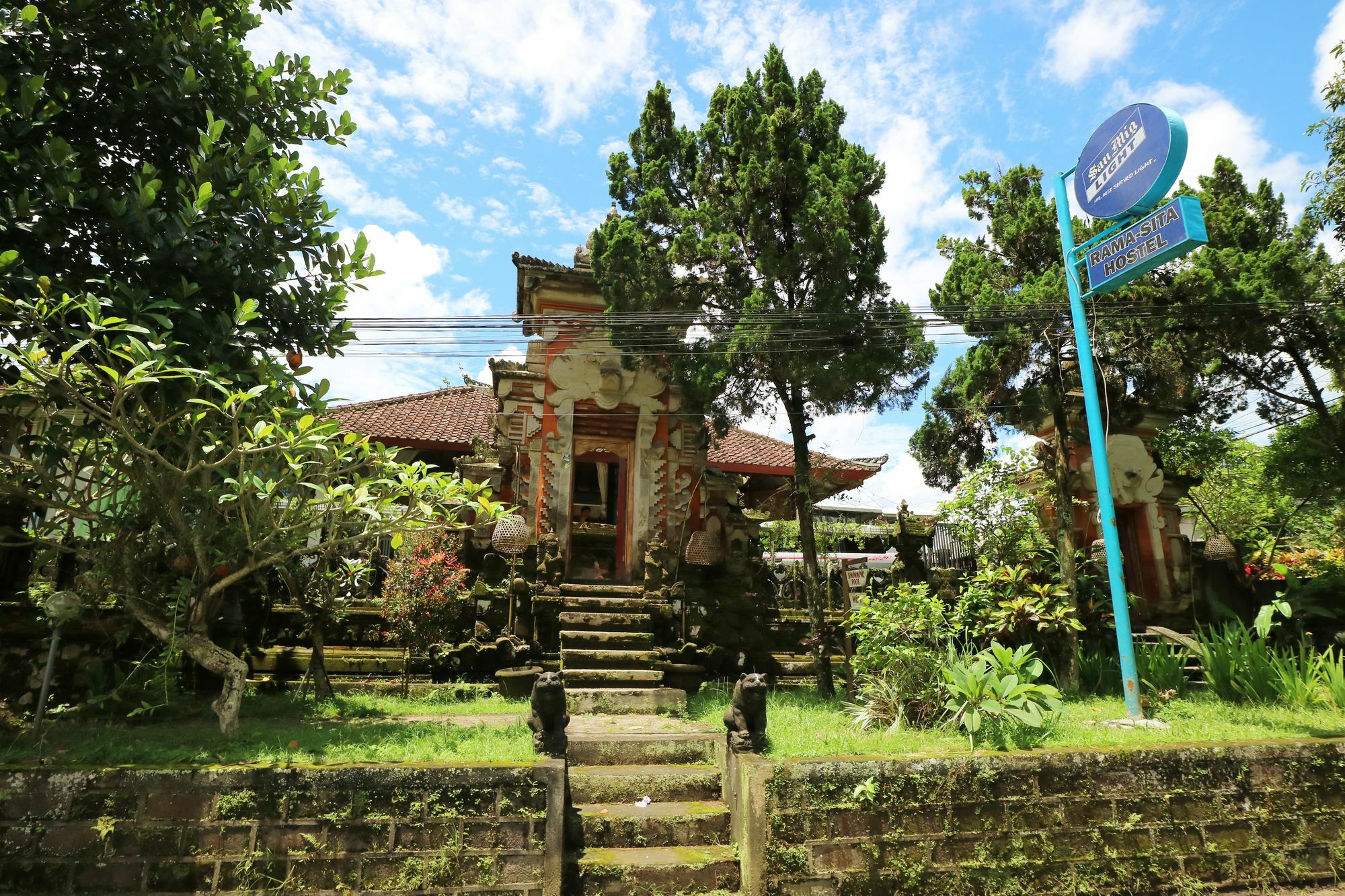 Ubud Kartini Hostel Eksteriør billede